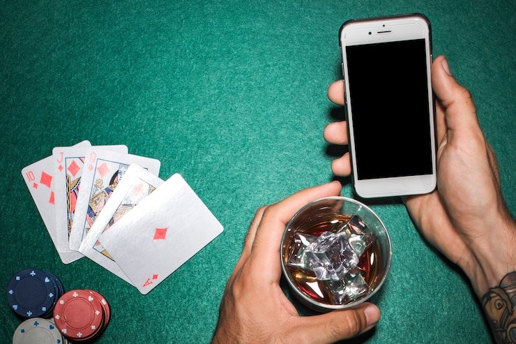 Antarmuka live Teen Patti di bola 888 dengan dealer dan pemain lainnya